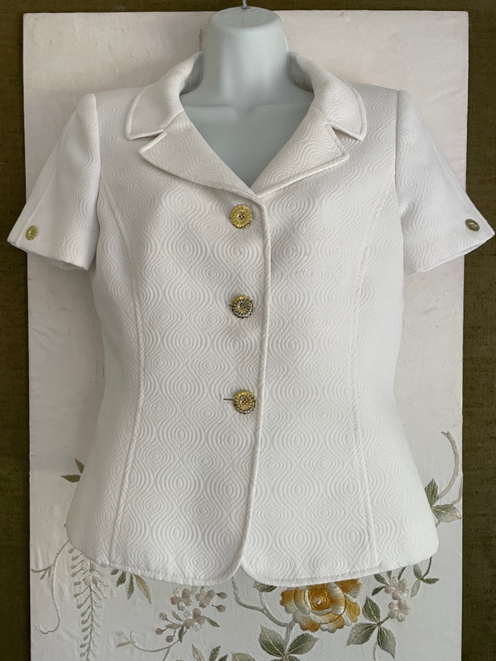 TAHARI white blazer jacket short sleeve 4 - Picture 10 of 10
